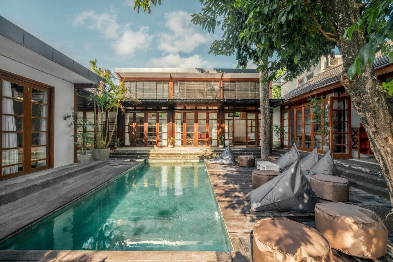Appartamento Batu Belig Living Managed By Cpm Bali Seminyak Esterno foto