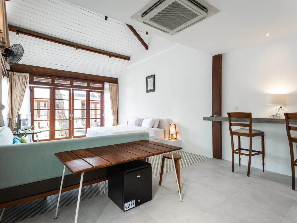 Appartamento Batu Belig Living Managed By Cpm Bali Seminyak Esterno foto