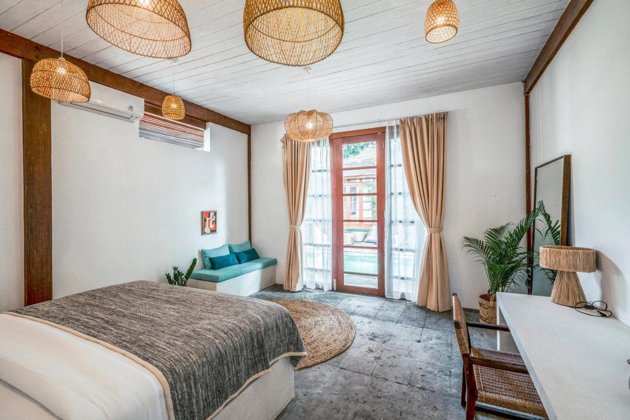 Appartamento Batu Belig Living Managed By Cpm Bali Seminyak Esterno foto